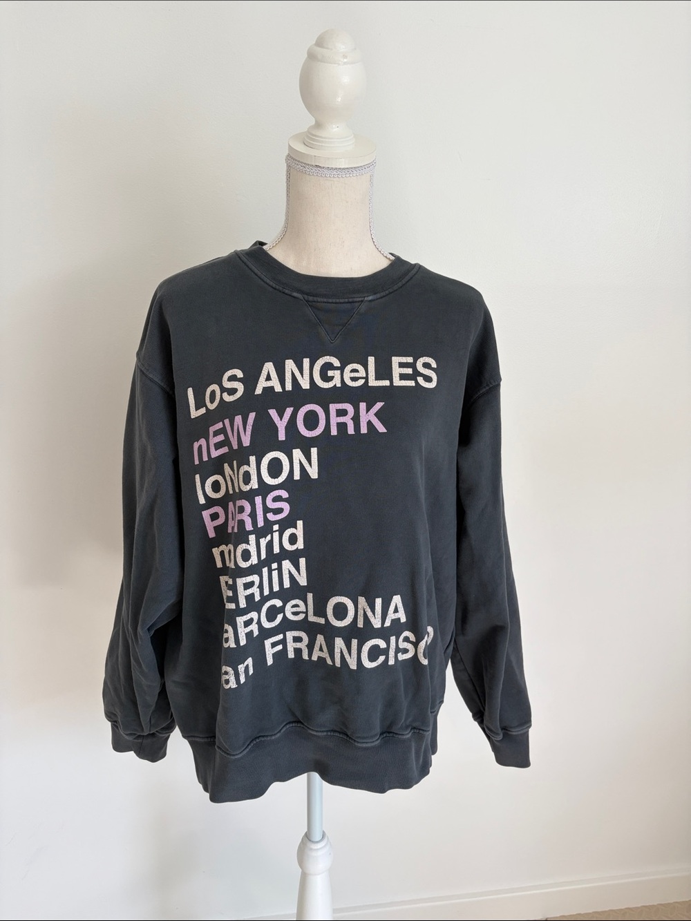 Anime Bing Charcoal Black City-List Pullover Sweatshirt - Pink & White Text L